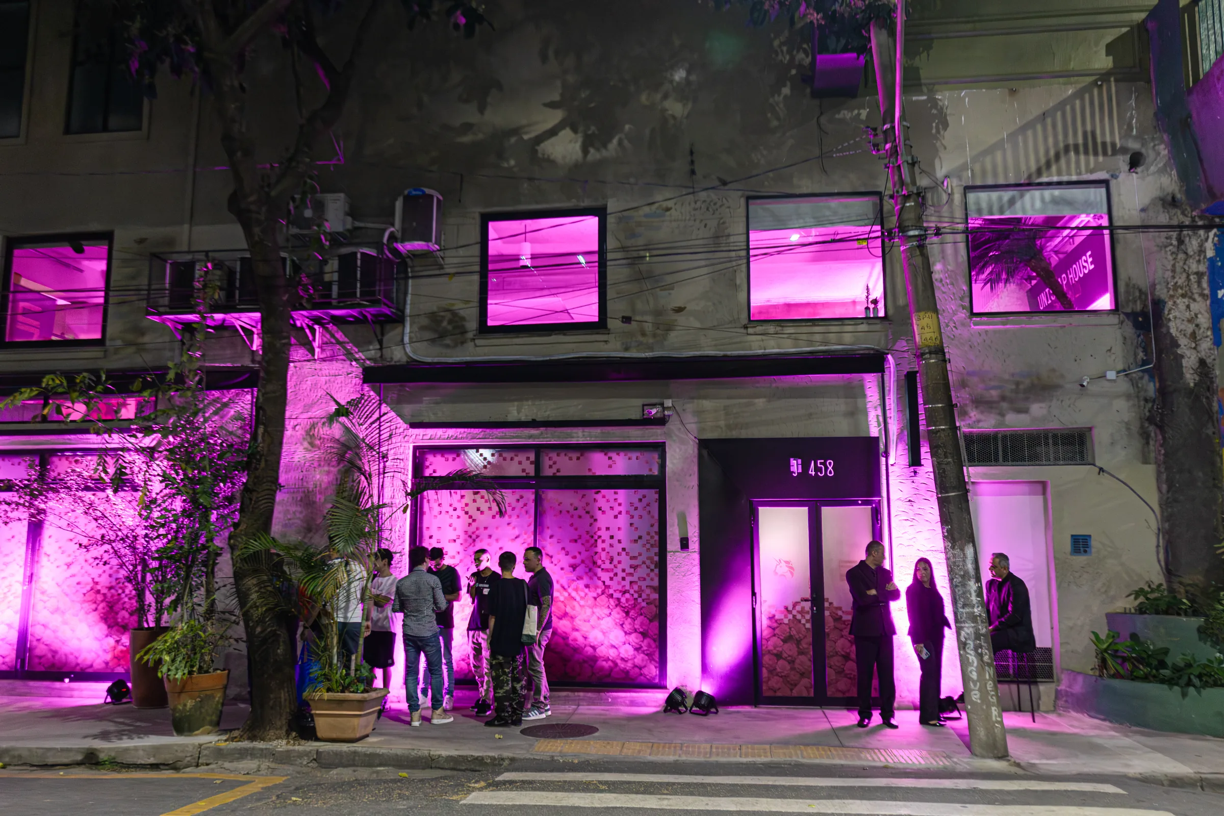 Uniswap House